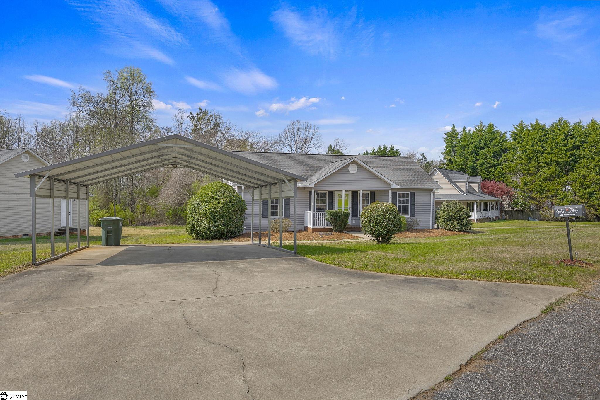 205 Timber Drive Pickens, SC 29671 - Photo 6 of 36