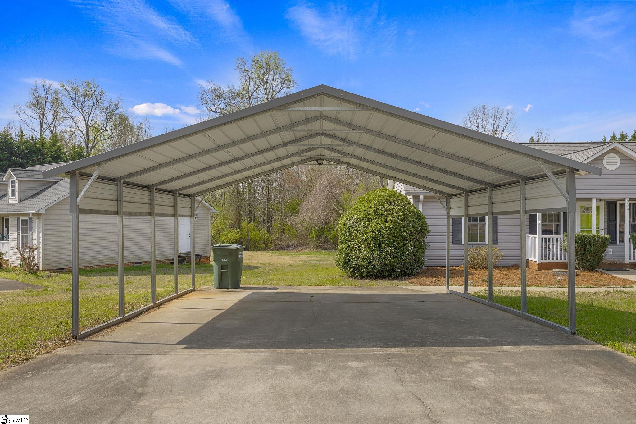 205 Timber Drive Pickens, SC 29671 - Photo 7 of 36