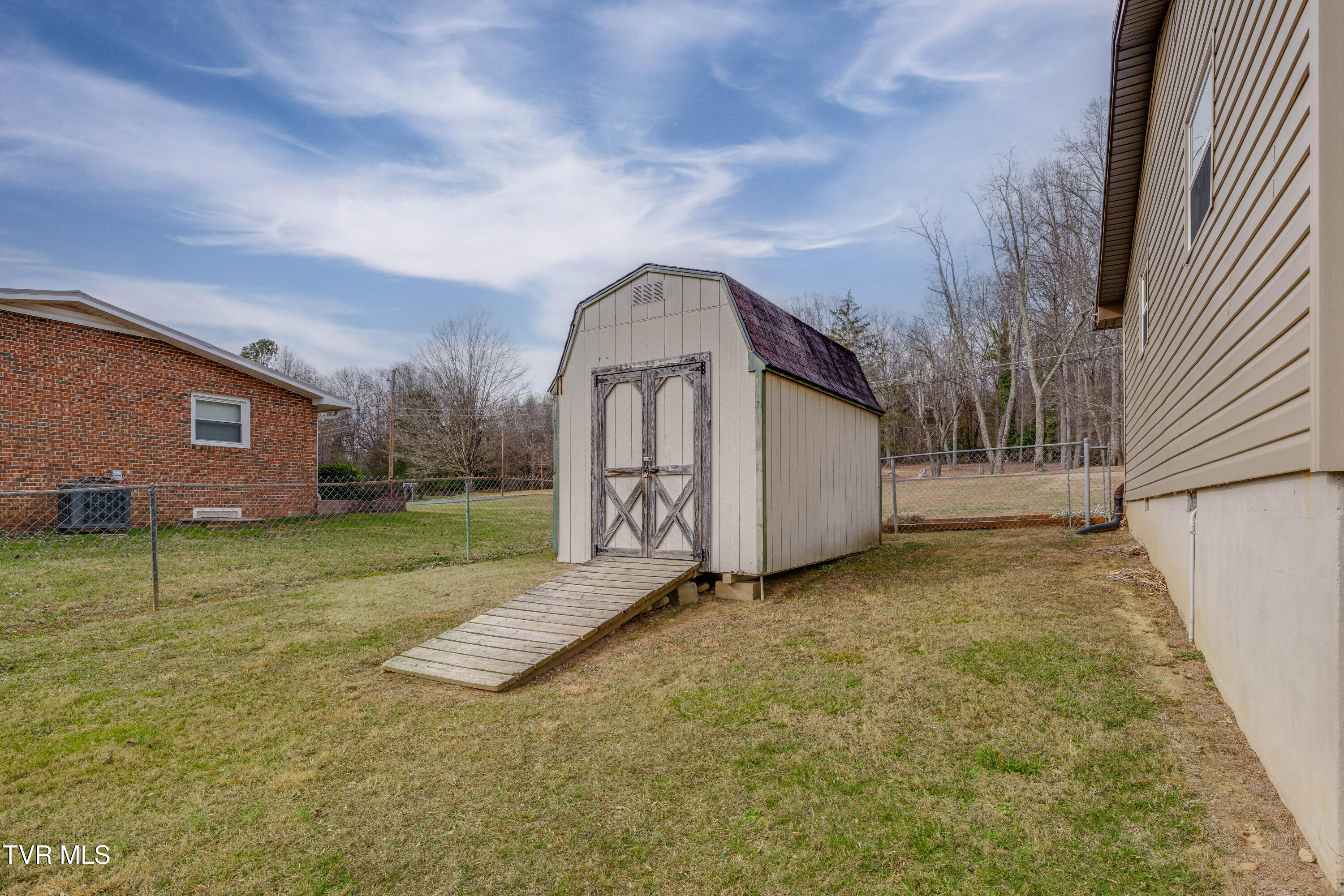 132 Shannon View Road Gray, TN 37615 - Photo 37 of 45 037