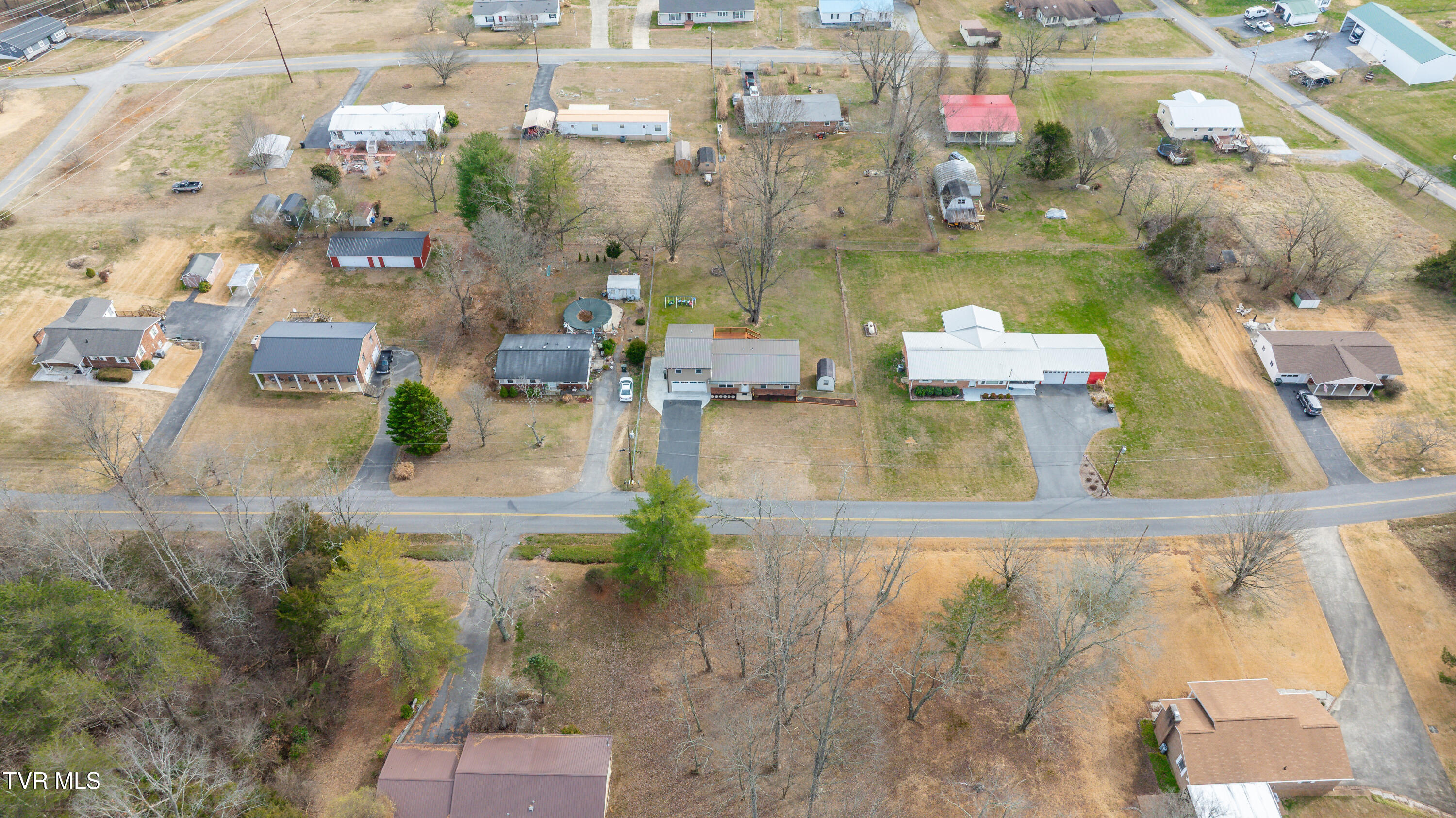 132 Shannon View Road Gray, TN 37615 - Photo 39 of 45 039