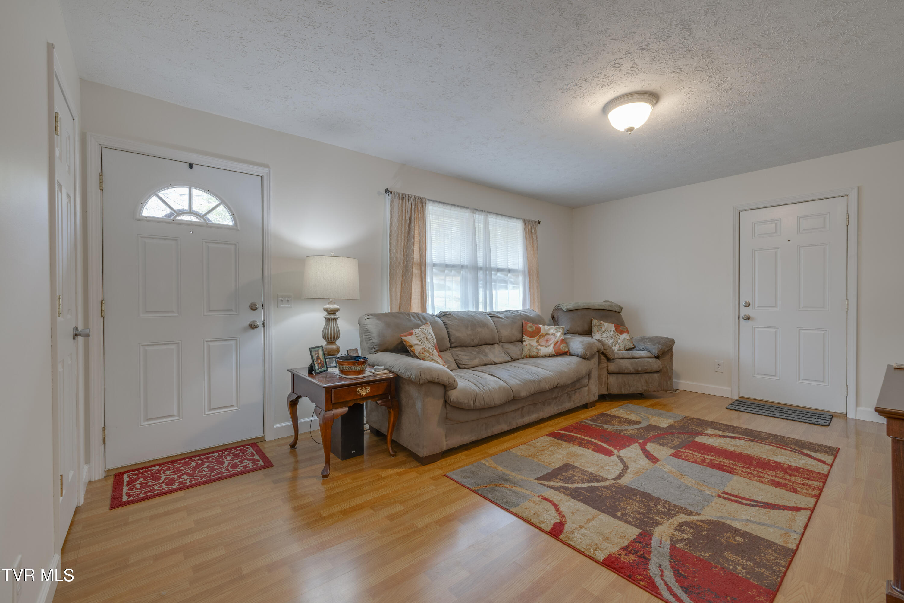 132 Shannon View Road Gray, TN 37615 - Photo 4 of 45 004