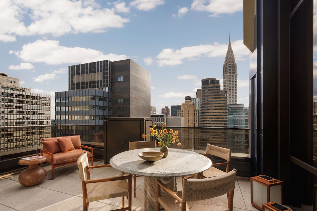 135 East 47th Street, Unit PHD Manhattan, NY 10017 - Photo 9 of 27