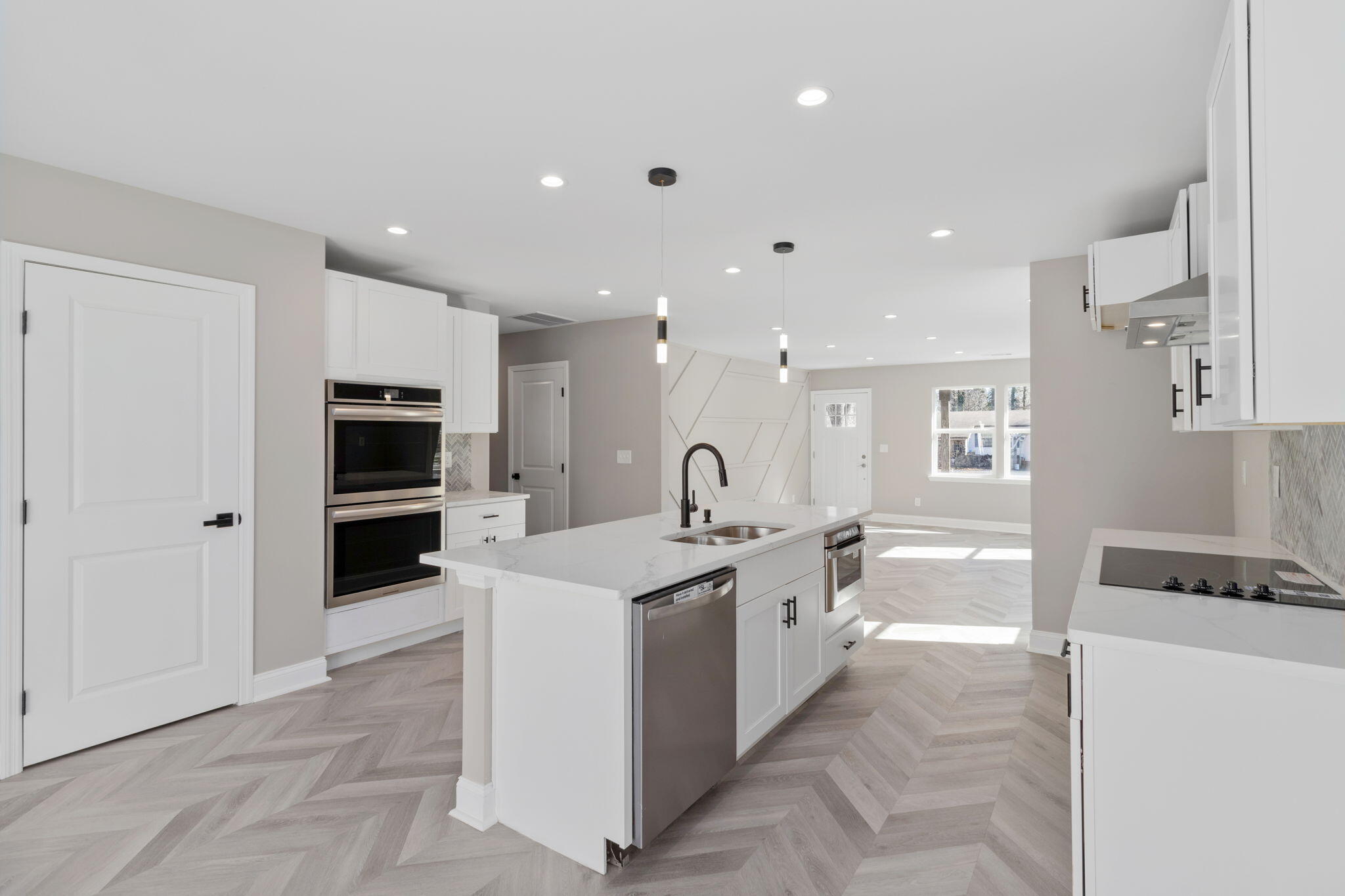 1437 Greens Lake Road Chattanooga, TN 37412 - Photo 16 of 45 plenty of cabinetry + a pantry