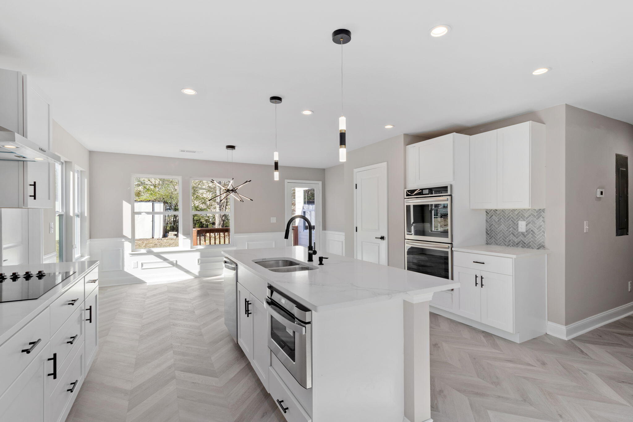 1437 Greens Lake Road Chattanooga, TN 37412 - Photo 18 of 45 Entertain in style!