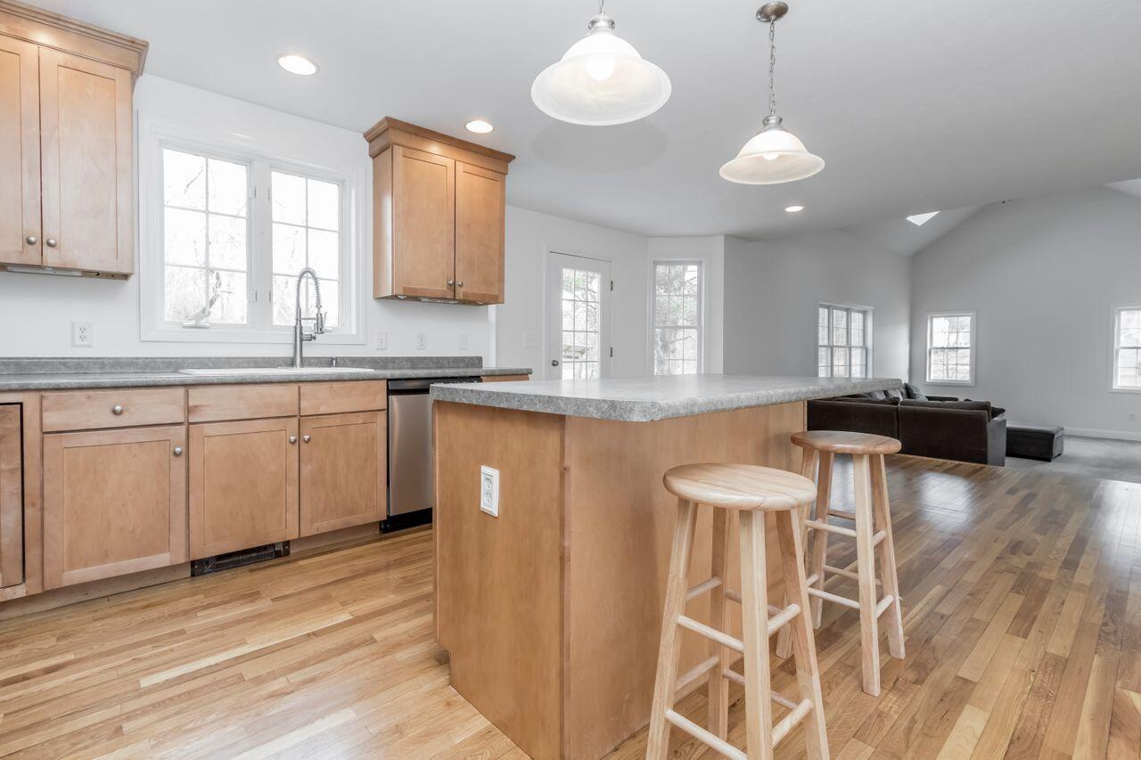1 Blake Avenue Saco, ME 04072 - Photo 9 of 44 20240401DB-71027