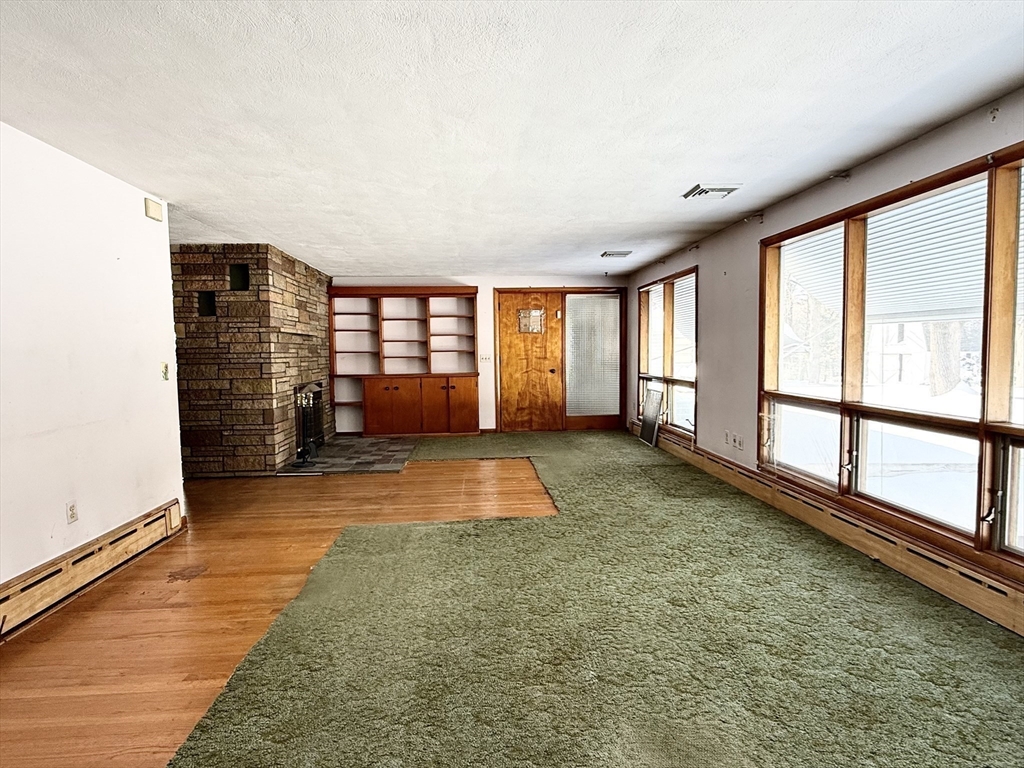 461 Sheridan Street Chicopee, MA 01020 - Photo 19 of 42