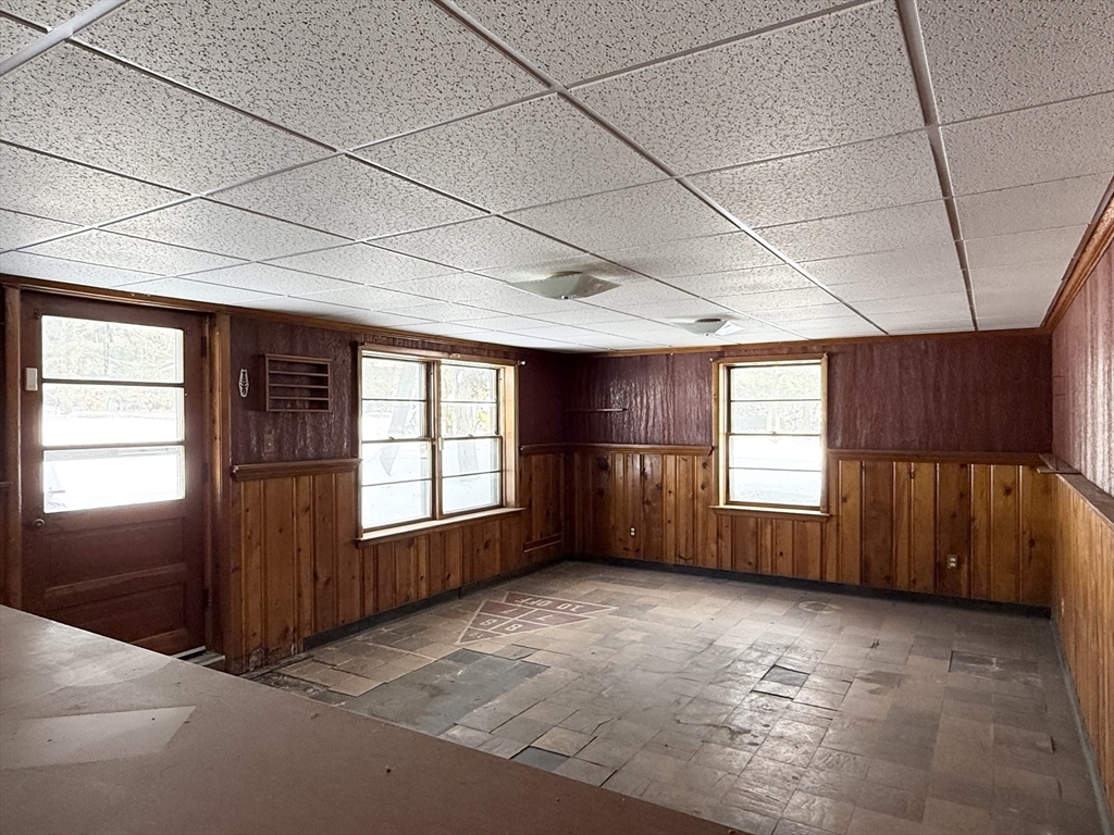 461 Sheridan Street Chicopee, MA 01020 - Photo 34 of 42