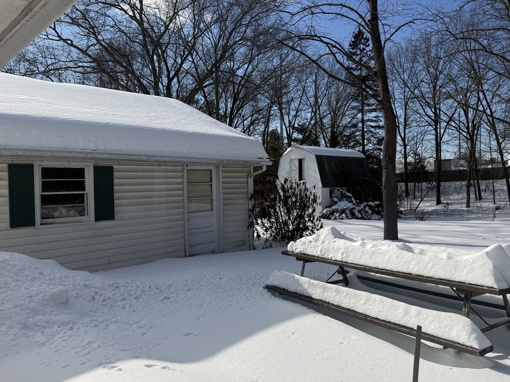 461 Sheridan Street Chicopee, MA 01020 - Photo 41 of 42