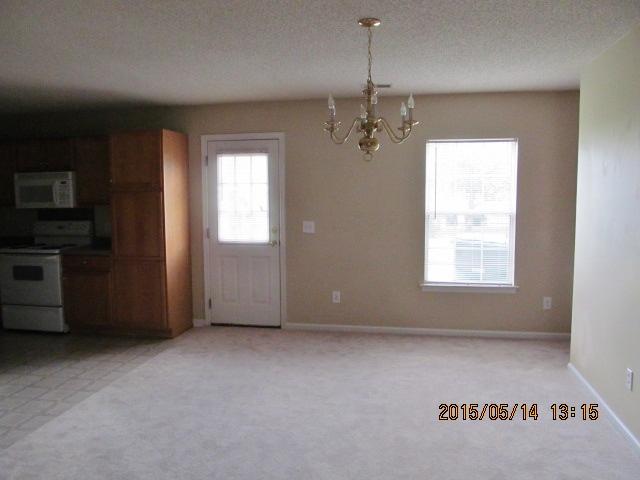 106 Tyron Road Summerville, SC 29483 - Photo 4 of 19 dining
