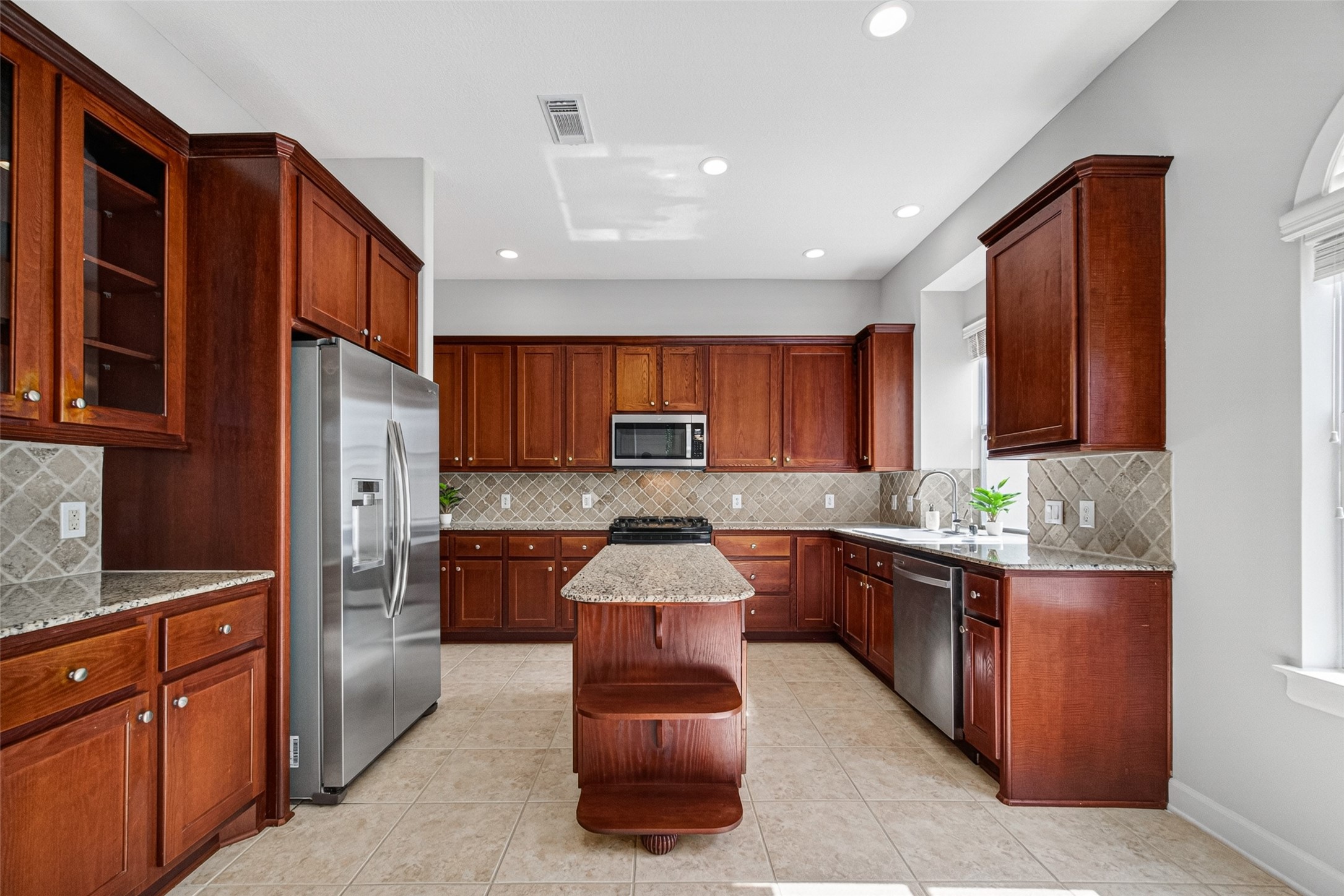 4502 Rose Street Houston, TX 77007 - Photo 23 of 40
