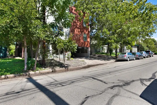 $3,995 | 304 East 30th Street, Unit 3, Austin, TX 78705