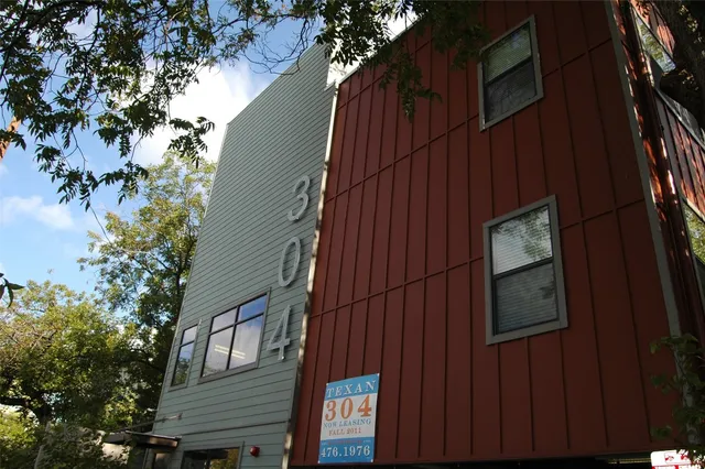 $3,995 | 304 East 30th Street, Unit 3, Austin, TX 78705