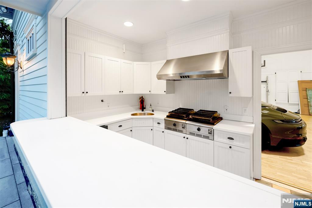 640 East Ridgewood Avenue Ridgewood, NJ 07450 - Photo 45 of 50