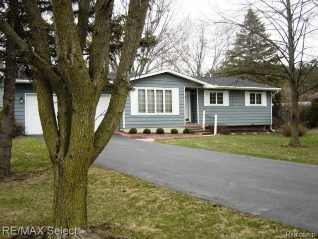 7021 Brewer Road Flint, MI 48507 - Photo 19 of 23 DSC02632.JPG