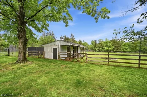 $1,350,000 | 10 Deer Ridge Road, Bernards, NJ 07920