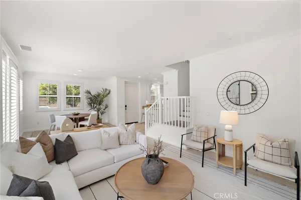 $1,065,000 | 11 Via Almeria, San Clemente, CA 92673