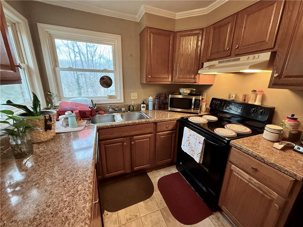 220 Curry Road High Point, NC 27265 - Photo 8 of 13