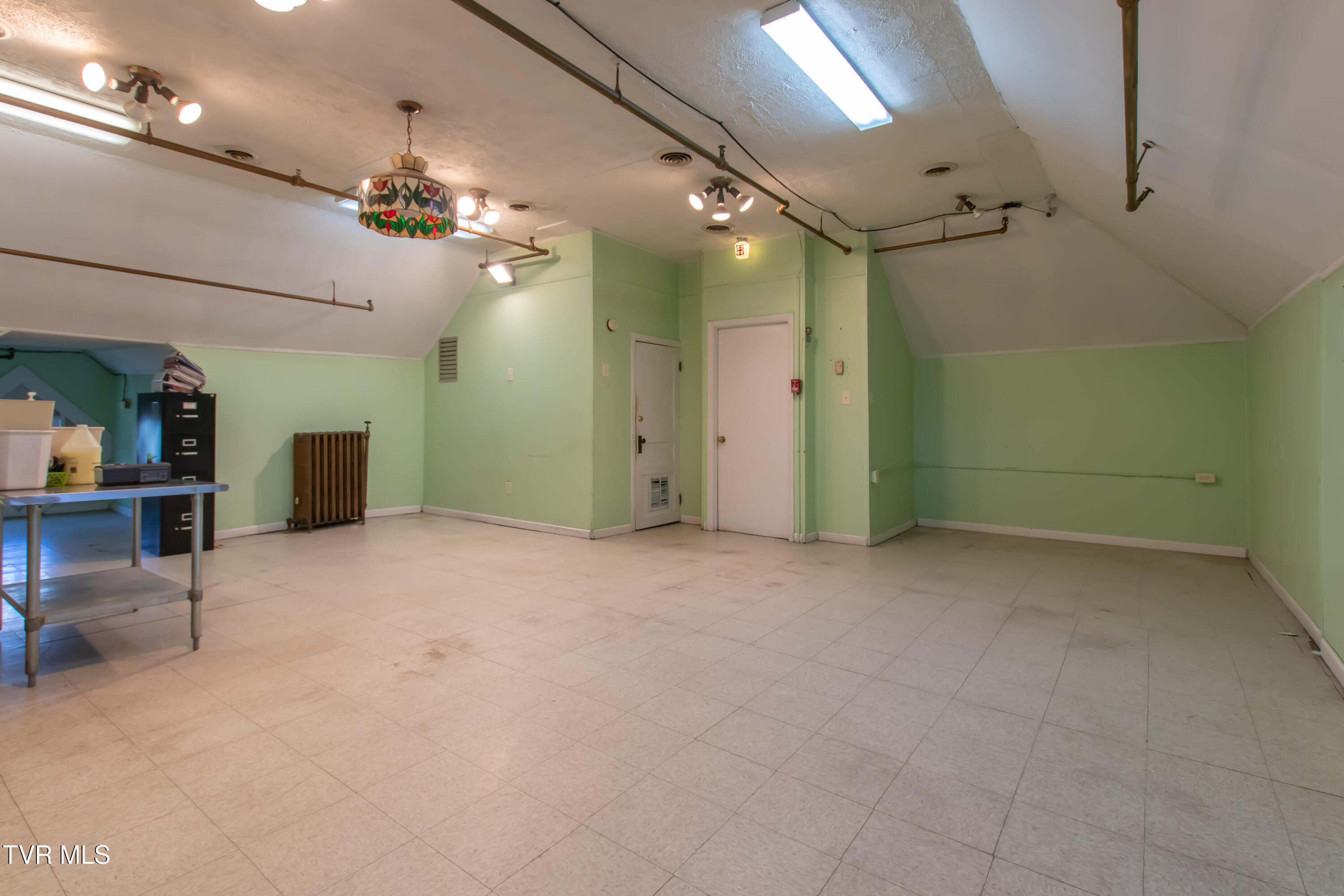 200 Solar Street Bristol, VA 24201 - Photo 25 of 86 Shelby Manor-24