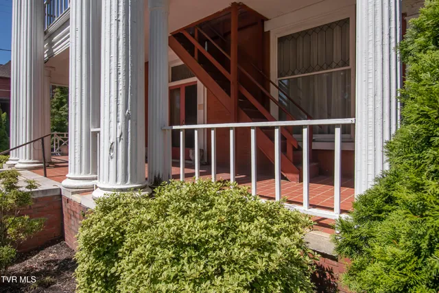 $449,000 | 200 Solar Street, Bristol, VA 24201