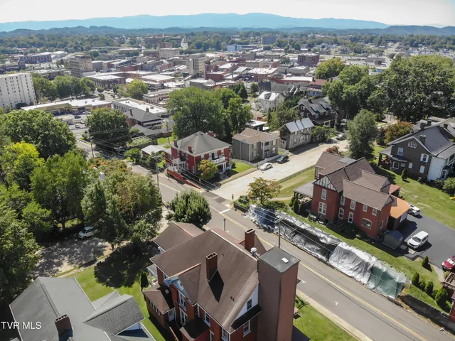 $449,000 | 200 Solar Street, Bristol, VA 24201