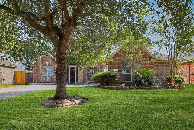 $325,000 | 3314 Crimson Maple Court, Houston, TX 77345