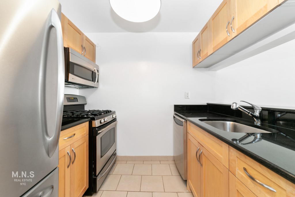 199 Bowery, Unit 4F Manhattan, NY 10002 - Photo 5 of 9