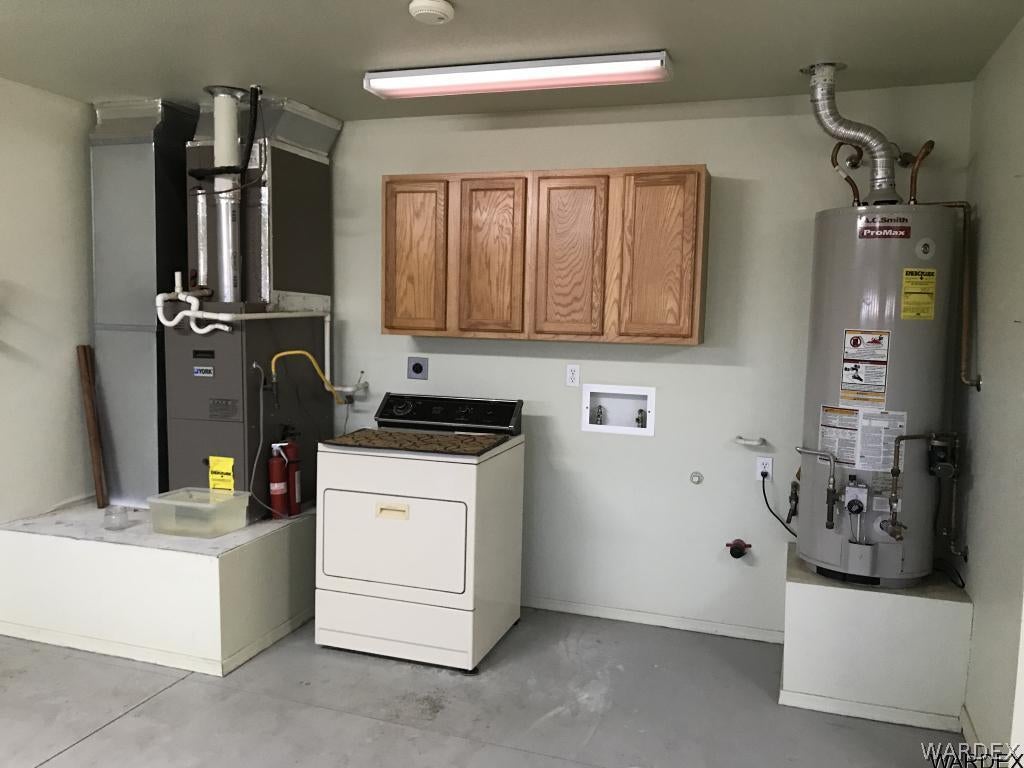 4207 East Cane Ranch Road Kingman, AZ 86401 - Photo 20 of 26 Laundry in Garage