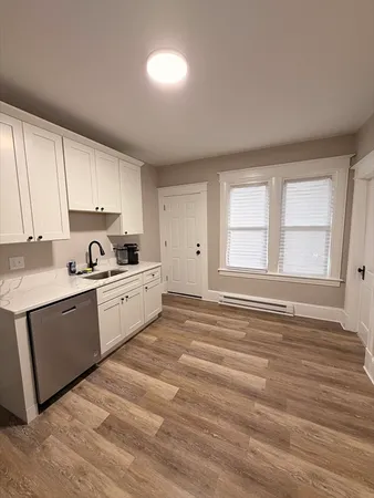 $210,000 | 3 Park View Terrace, Unit 3, Holyoke, MA 01040