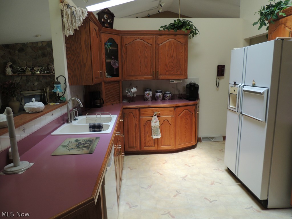 2681 Pressler Road Akron, OH 44312 - Photo 6 of 25