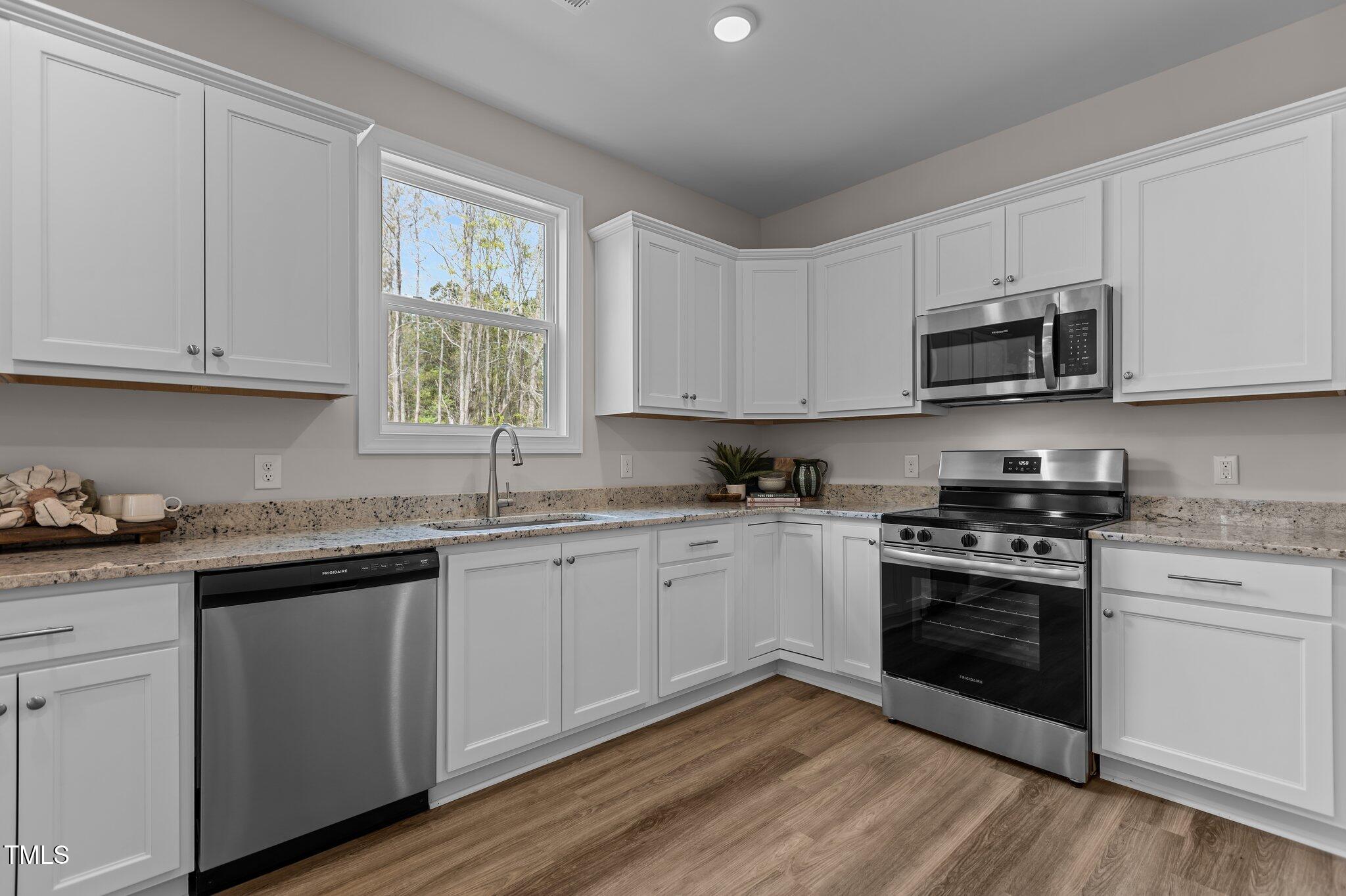 9184 Phoenix Court Spring Hope, NC 27882 - Photo 6 of 35 17-web-or-mls-2N6A0067