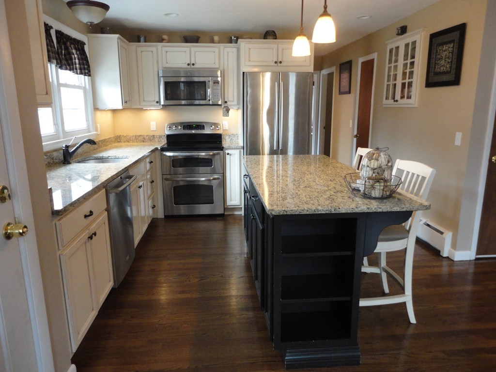18 Forestdale Road Paxton, MA 01612 - Photo 2 of 30 Gallery Image 2