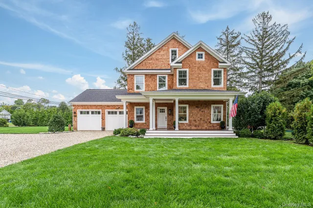 $1,650,000 | 957 Peconic Bay Boulevard, South Jamesport, NY 11901