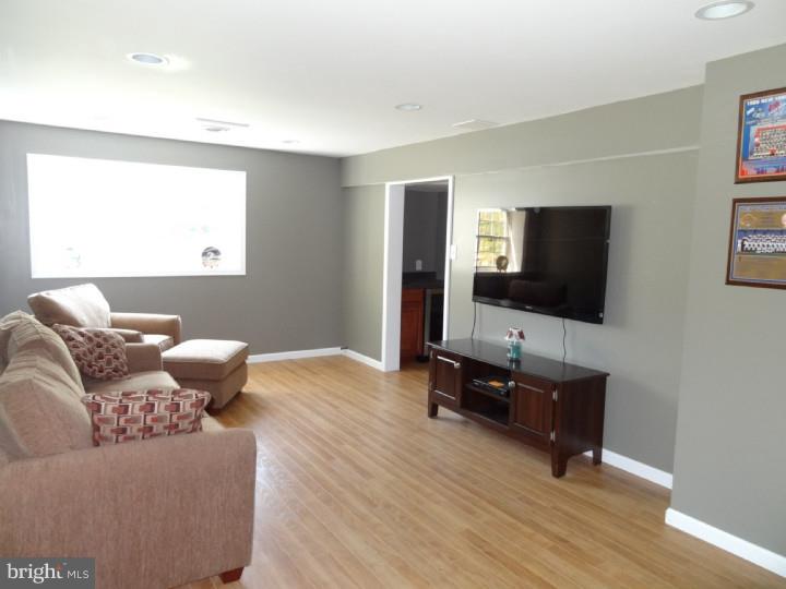 234 Peppermill Road West Berlin, NJ 08091 - Photo 7 of 25 Family Room