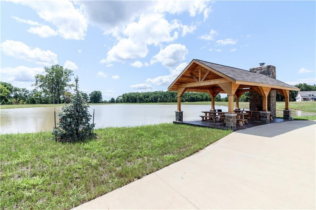 8 Southwest 160th Rd