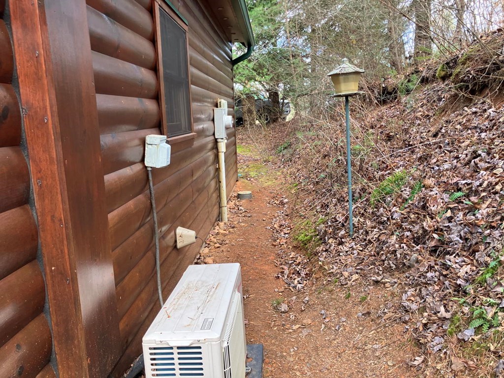 167 Lemon Drop Lane Murphy, NC 28906 - Photo 18 of 23 a view of a backyard