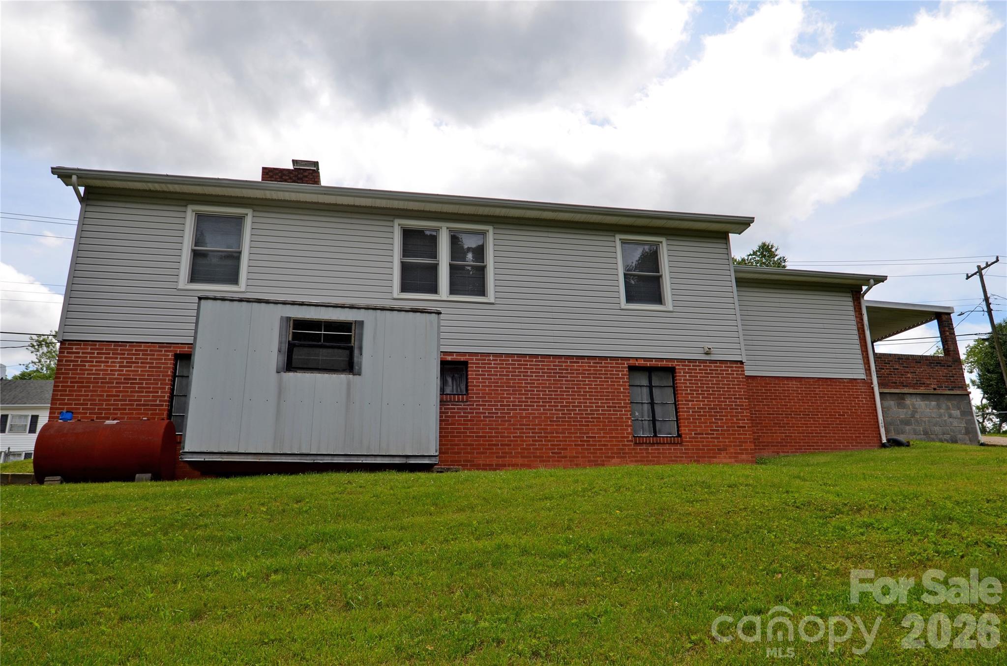 309 Morehead Road Marion, NC 28752 - Photo 6 of 27