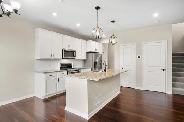 $404,900 | 11540 81st Place North, Maple Grove, MN 55369