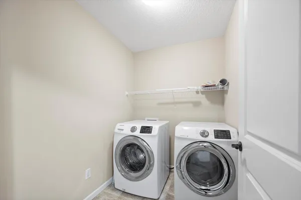 $404,900 | 11540 81st Place North, Maple Grove, MN 55369