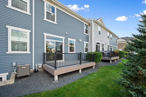 $404,900 | 11540 81st Place North, Maple Grove, MN 55369