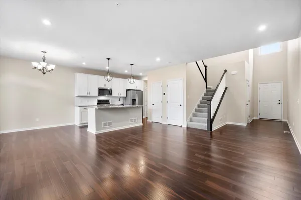 $404,900 | 11540 81st Place North, Maple Grove, MN 55369