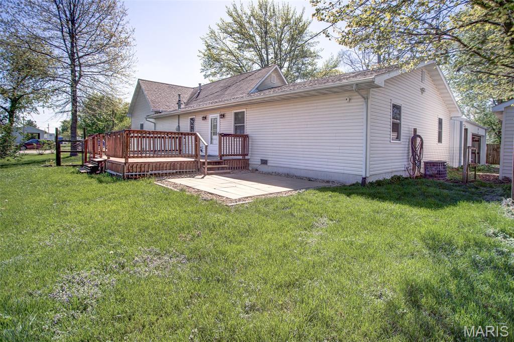 122 Jefferson Street Medora, IL 62063 - Photo 58 of 61