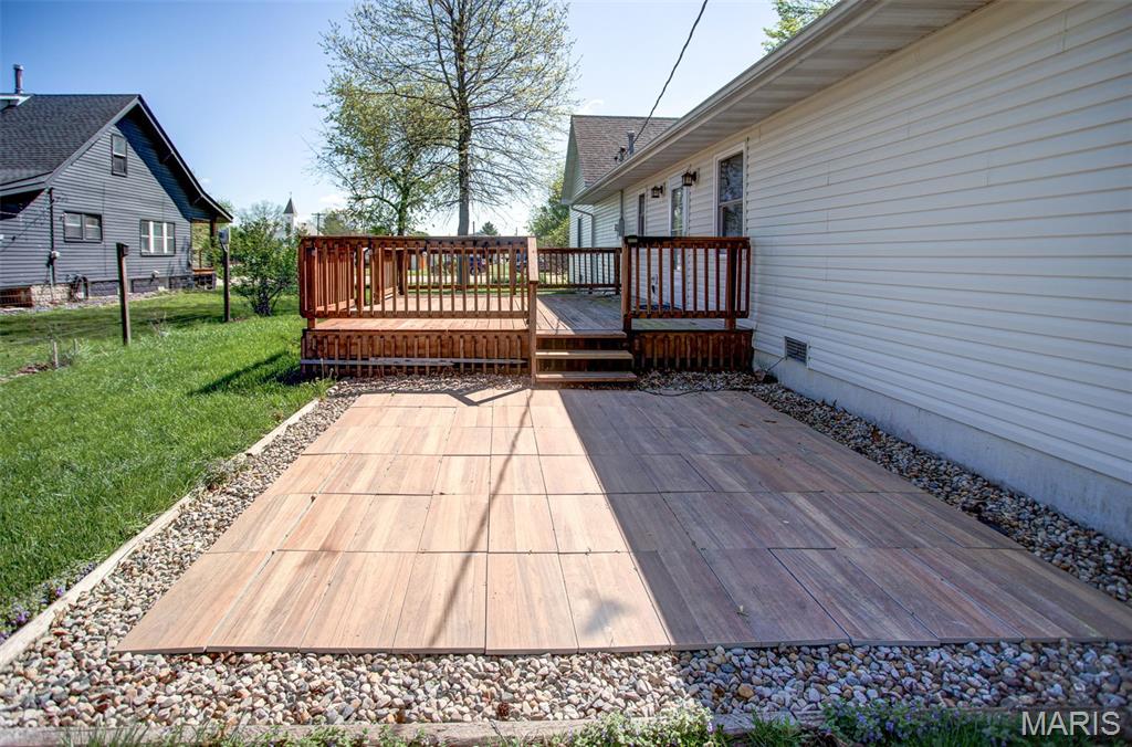 122 Jefferson Street Medora, IL 62063 - Photo 59 of 61