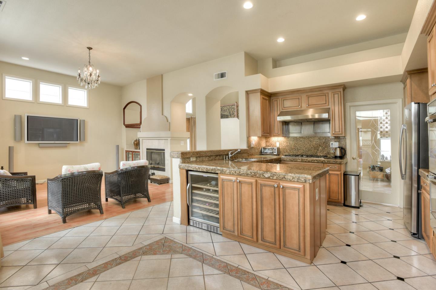 802 Corriente Point Drive Redwood Shores, CA 94065 - Photo 6 of 28