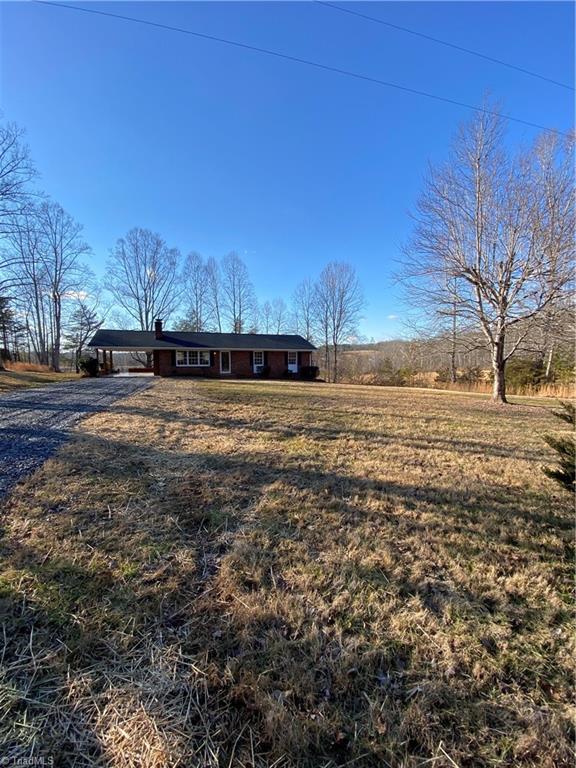 1485 Smith Road Westfield, NC 27053 - Photo 2 of 20 Gallery Image 2