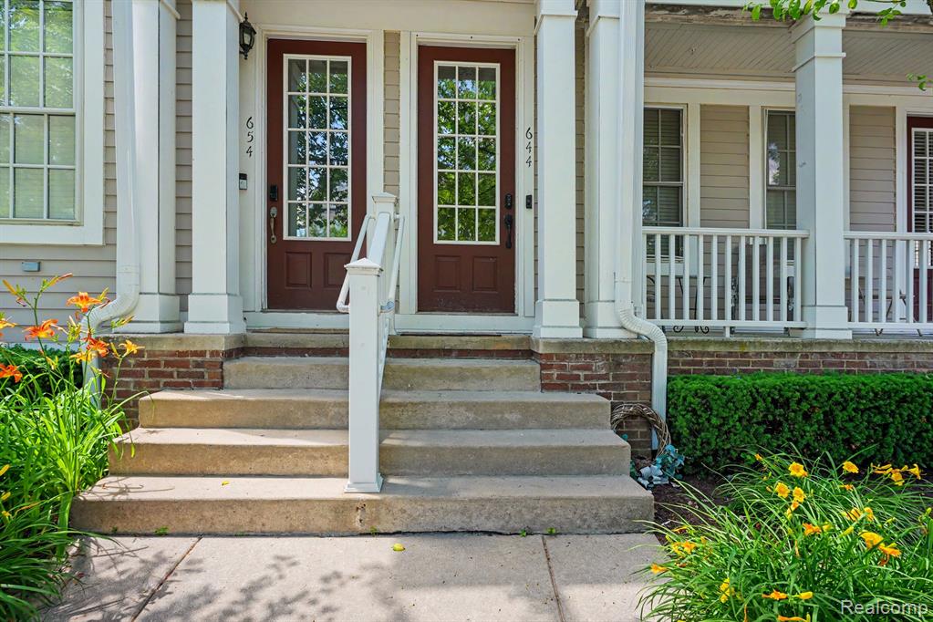 644 Constitution Street Canton, MI 48188 - Photo 4 of 28