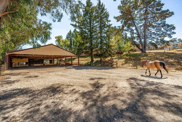 $2,995,000 | 411 Highland Avenue, Penngrove, CA 94951