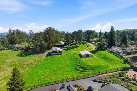 $2,995,000 | 411 Highland Avenue, Penngrove, CA 94951