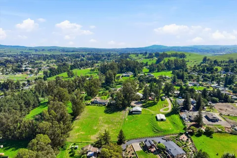 $2,995,000 | 411 Highland Avenue, Penngrove, CA 94951