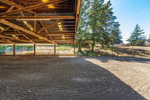 a view of a storage & utility room