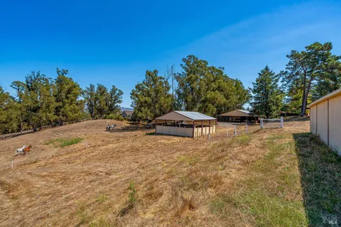 $2,995,000 | 411 Highland Avenue, Penngrove, CA 94951